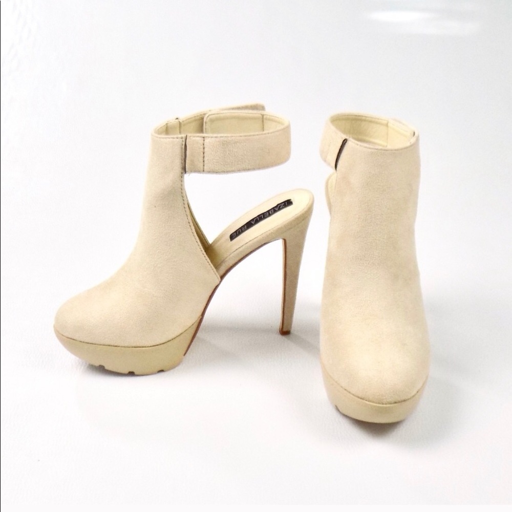 Taupe heeled booties